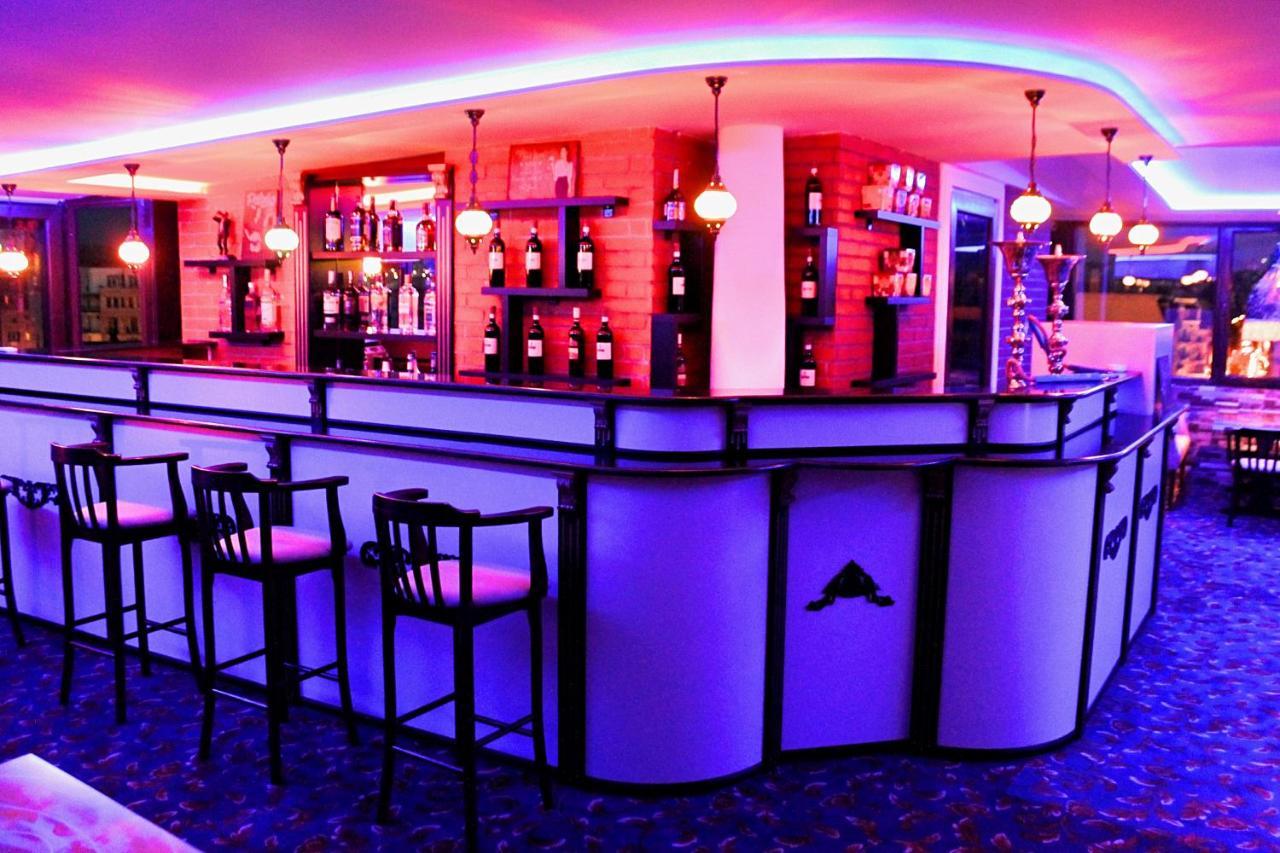 Anadolu Star Hotel & Casino Batumi Bagian luar foto