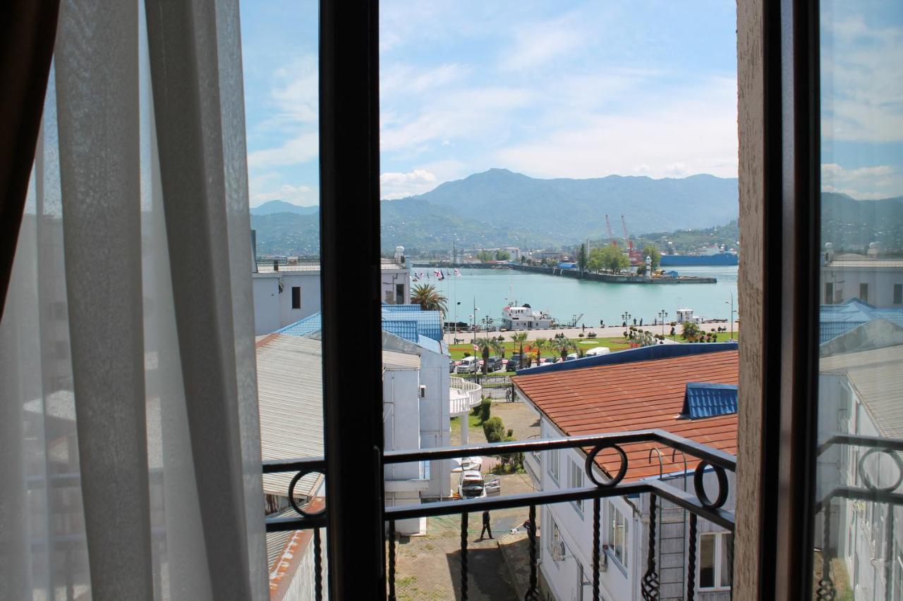 Anadolu Star Hotel & Casino Batumi Bagian luar foto