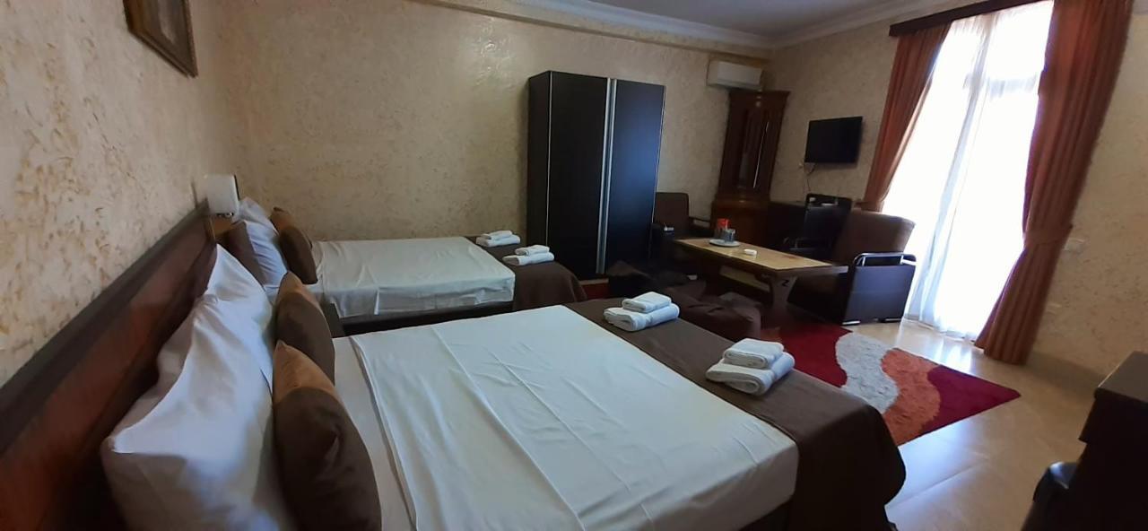 Anadolu Star Hotel & Casino Batumi Bagian luar foto
